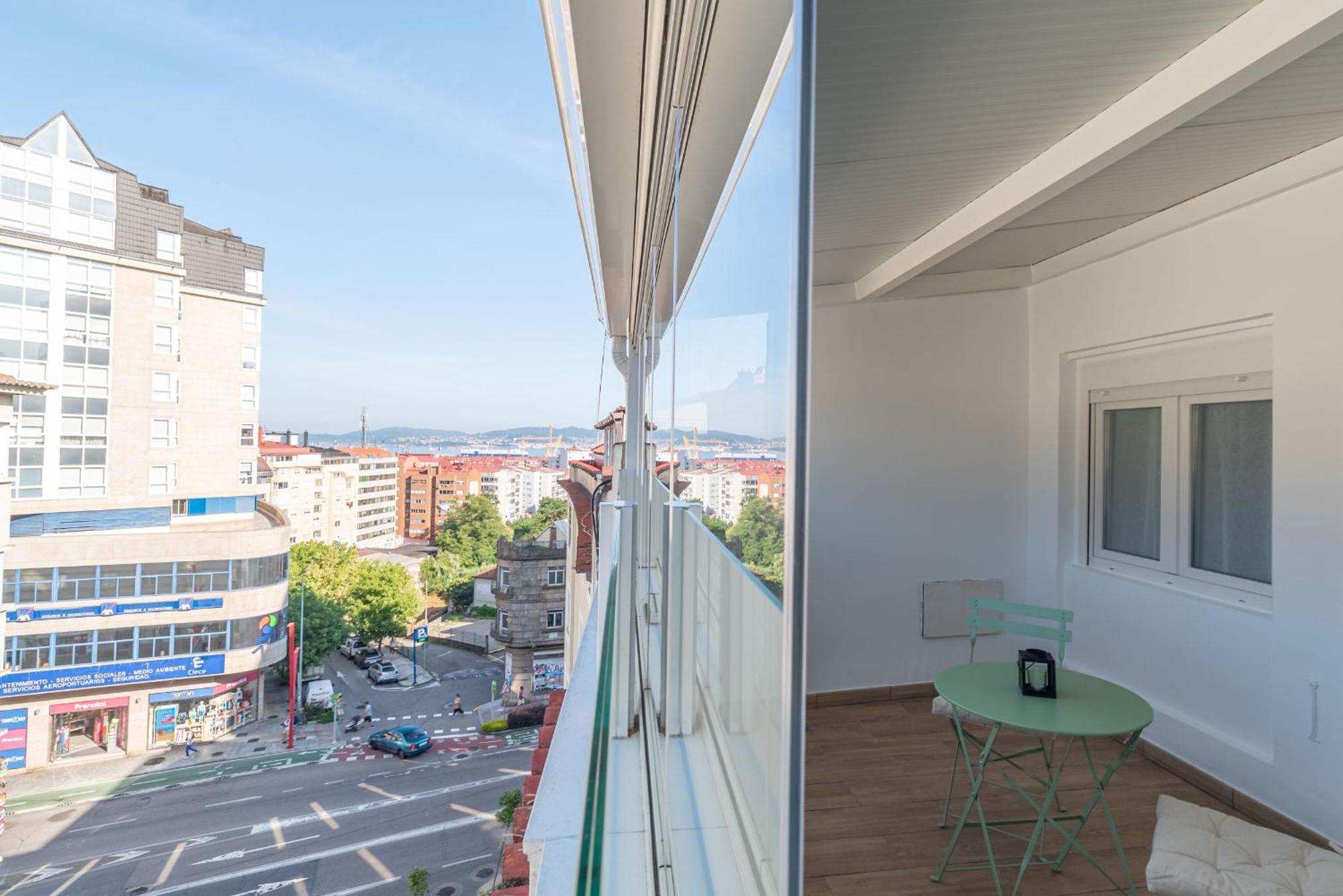 Gran Atico Con Terraza Leilighet Vigo Eksteriør bilde